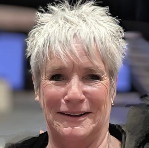 Meet your Posher, Helen